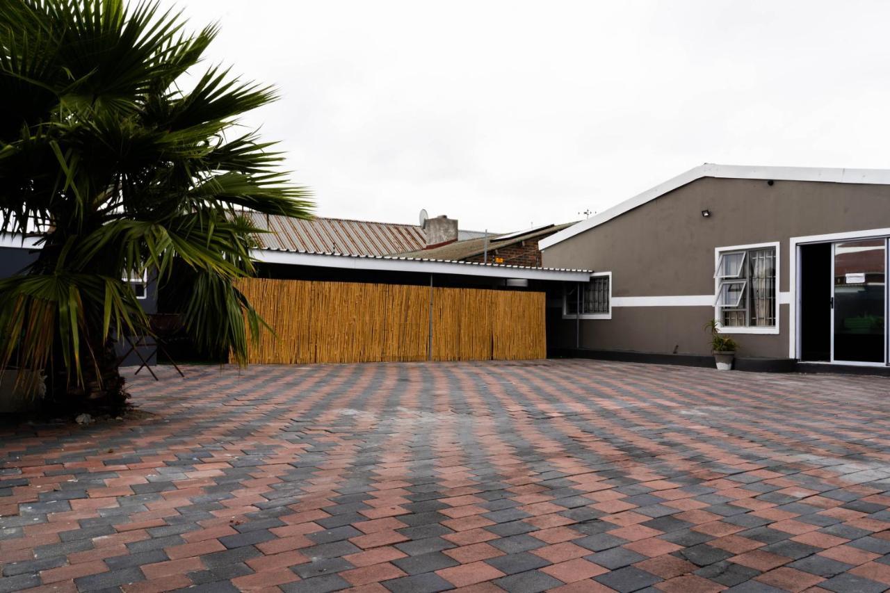 Albrine Lodge Bellville Exterior photo